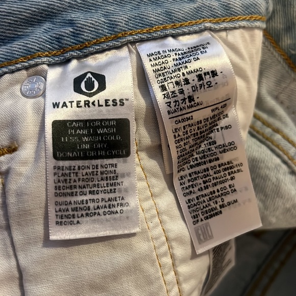 Brand new ripped jean 501 shorts - Picture 10 of 10